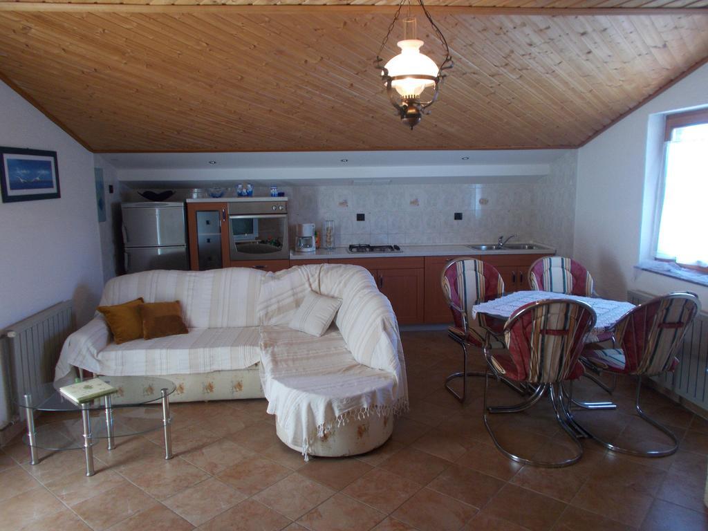 Apartments Sara Labin  Quarto foto
